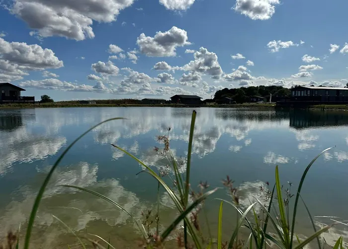 Brackenborough Lakes Resort