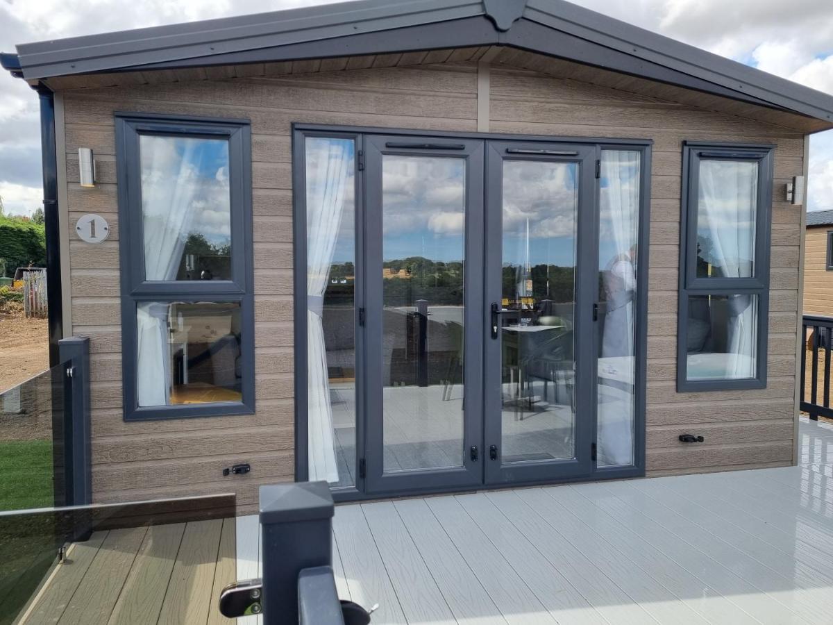 Brackenborough Lakes Louth (Lincolnshire)