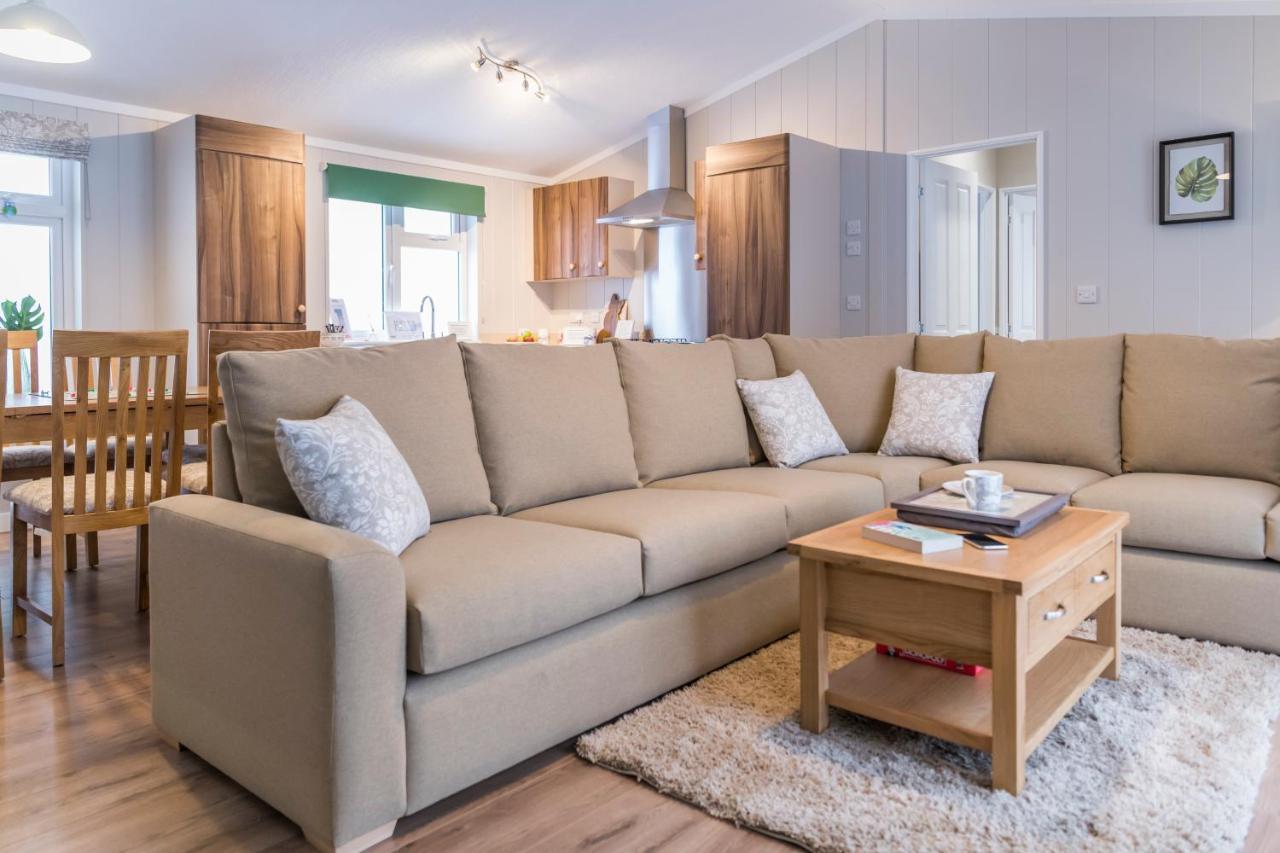 Lodge Brackenborough Lakes